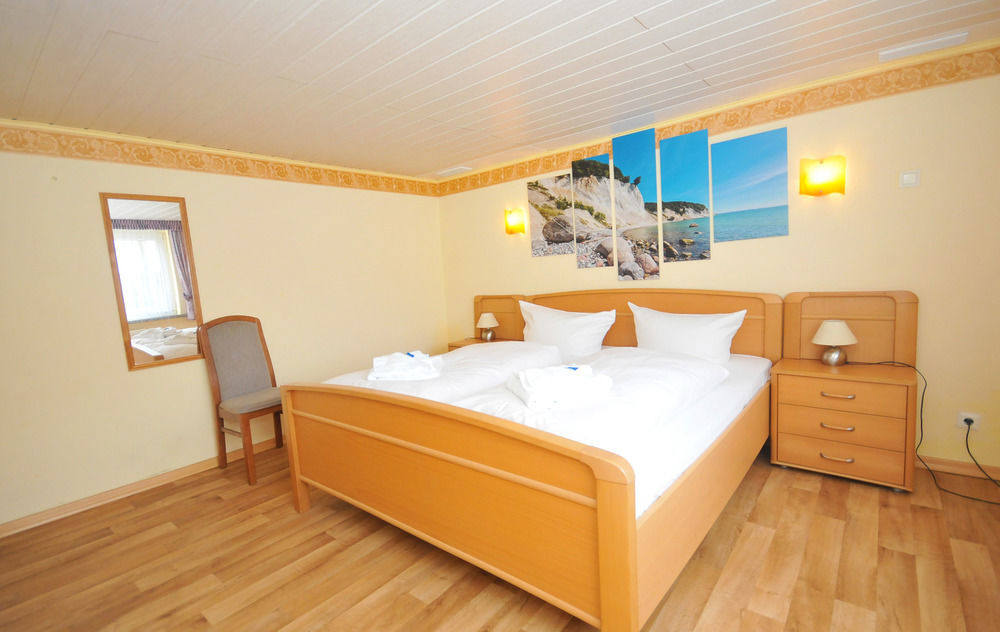 Ferienhus Baabe Fewo 01 Terrasse, Sauna- Und Schwimmbadnutzung Im Ahoi Sellin Kültér fotó
