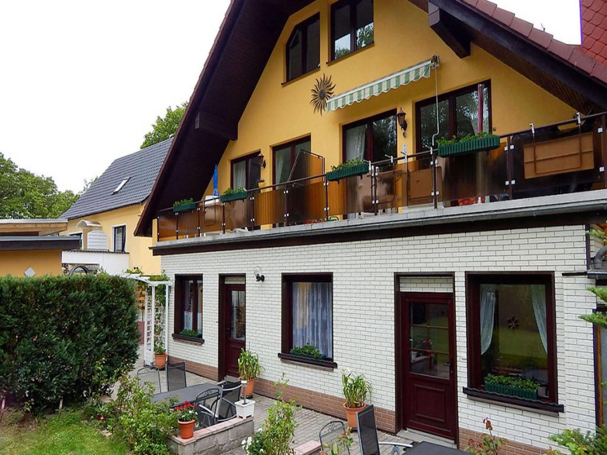 Ferienhus Baabe Fewo 01 Terrasse, Sauna- Und Schwimmbadnutzung Im Ahoi Sellin Kültér fotó