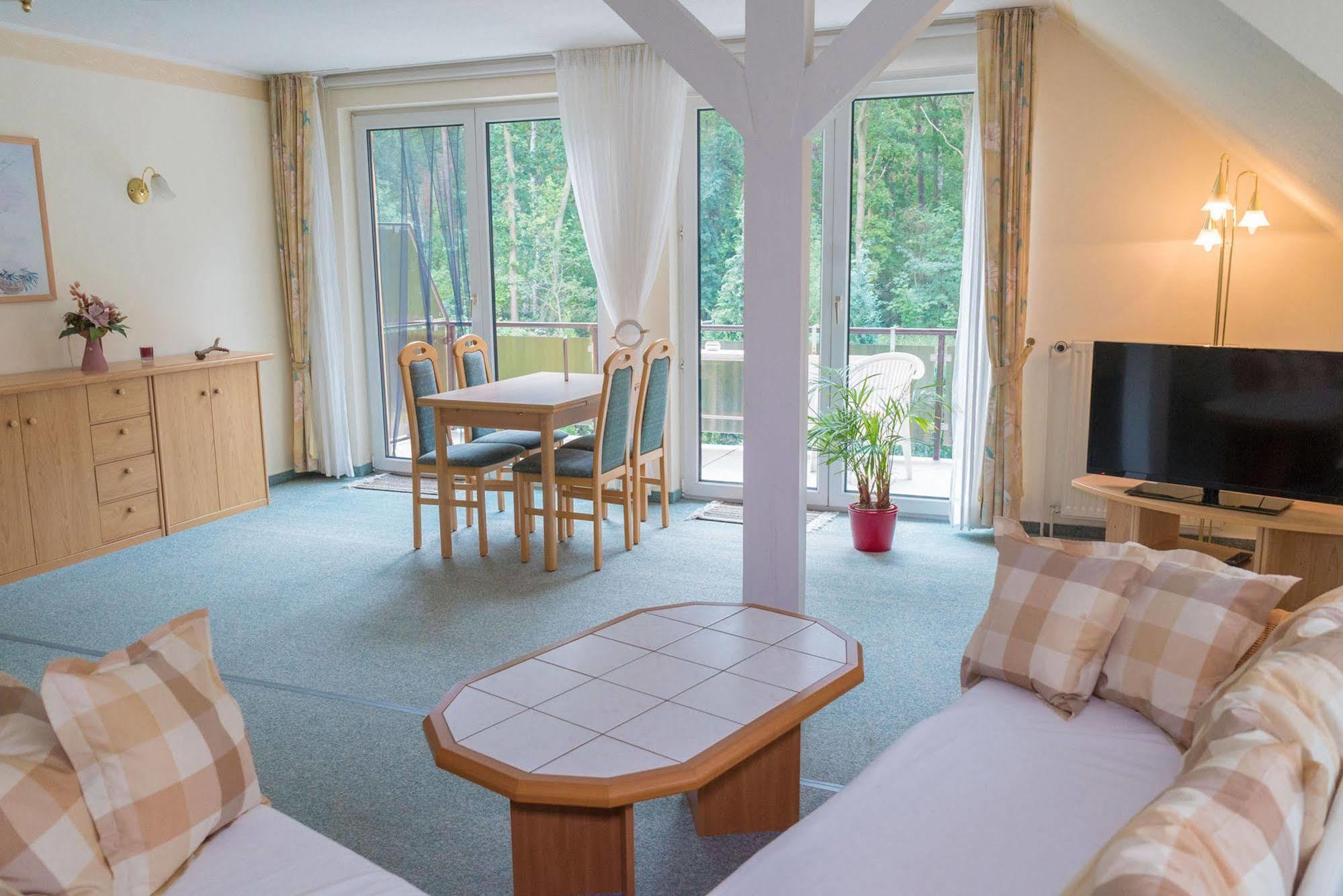 Ferienhus Baabe Fewo 01 Terrasse, Sauna- Und Schwimmbadnutzung Im Ahoi Sellin Kültér fotó
